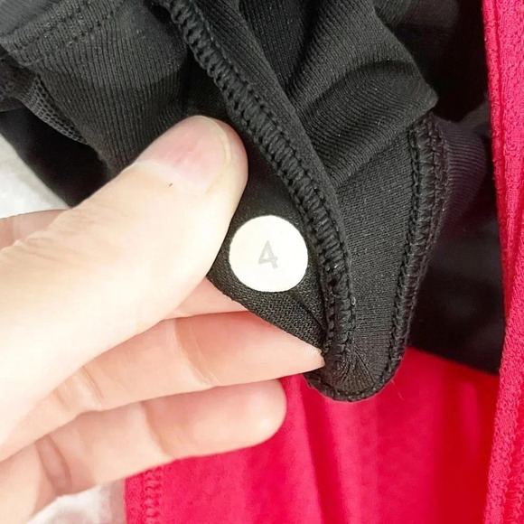 Lululemon Boom Juice Pink Circle Mesh Nouveau Limits Tank Top Women's Size 4 - Picture 6 of 6